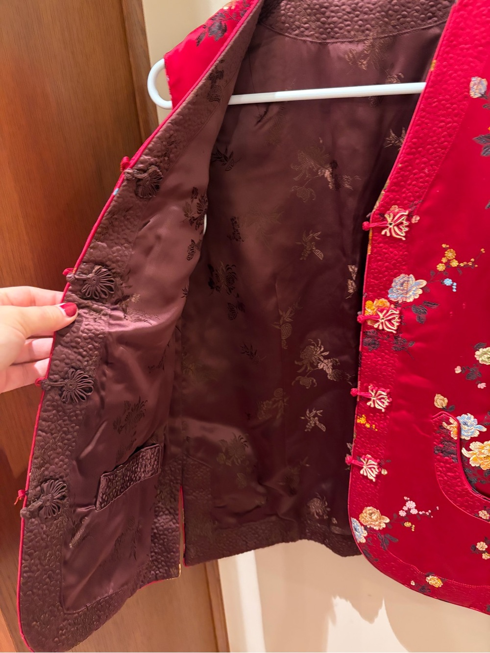 Vintage Red Floral Embroidered Reversible Chinese Traditional Vest - Picture 2 of 12